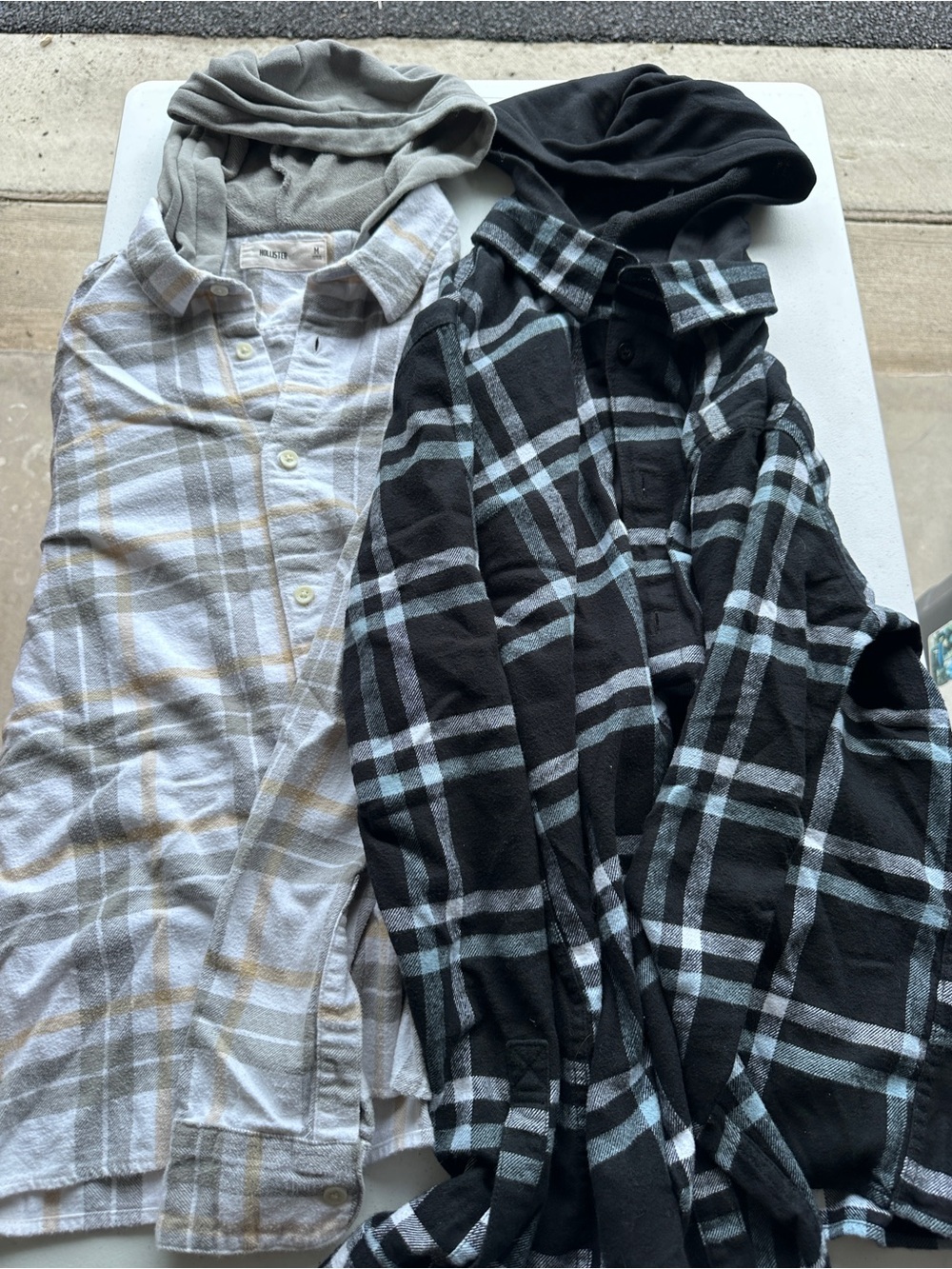 Hollister Men’s Plaid Flannel Hooded Button-Up Shirts Bundle
